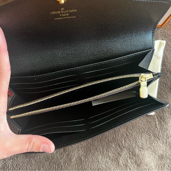 LOUIS VUITTON MONOGRAM REVERSE SARAH WALLET LONG - Picture 7 of 12